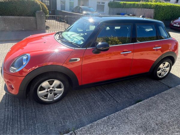 Mini Cooper Hatchback, Petrol, 2018, Orange