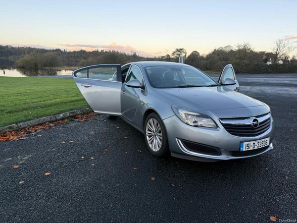 Opel Insignia Hatchback, Diesel, 2015, Silver