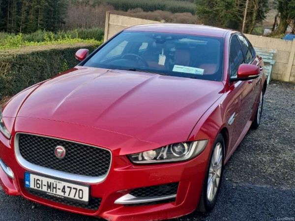 Jaguar XE Saloon, Diesel, 2016, Red