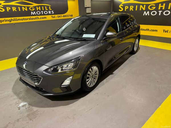 Ford Focus Hatchback, Diesel, 2021, Grey