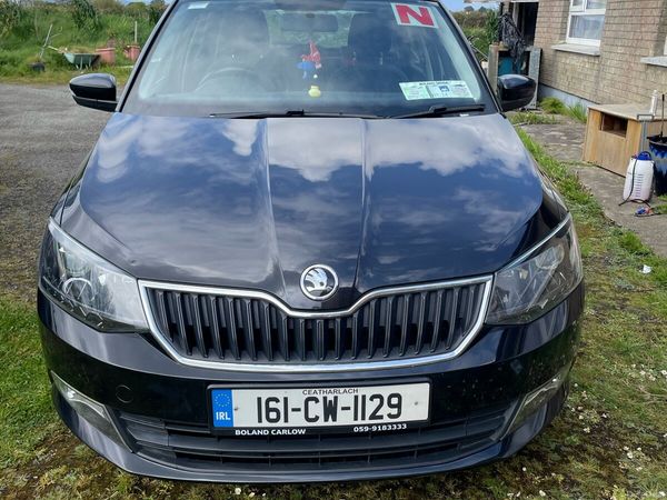 Skoda Fabia Hatchback, Petrol, 2016, Black