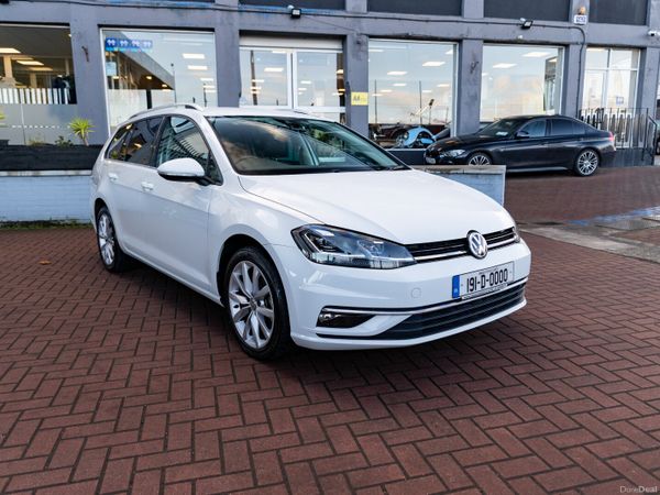 Volkswagen Golf Estate, Petrol, 2019, White