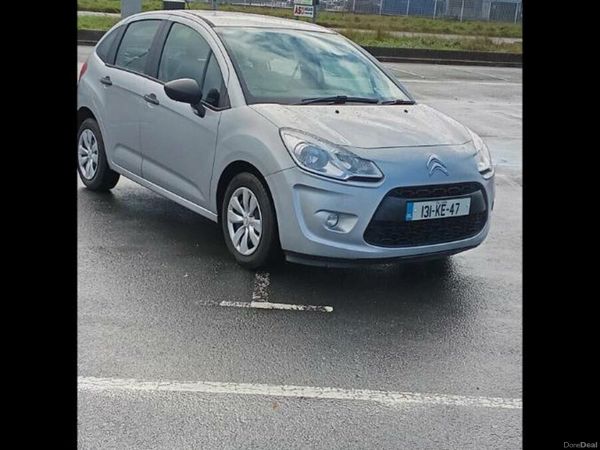 Citroen C3 Hatchback, Petrol, 2013, Silver