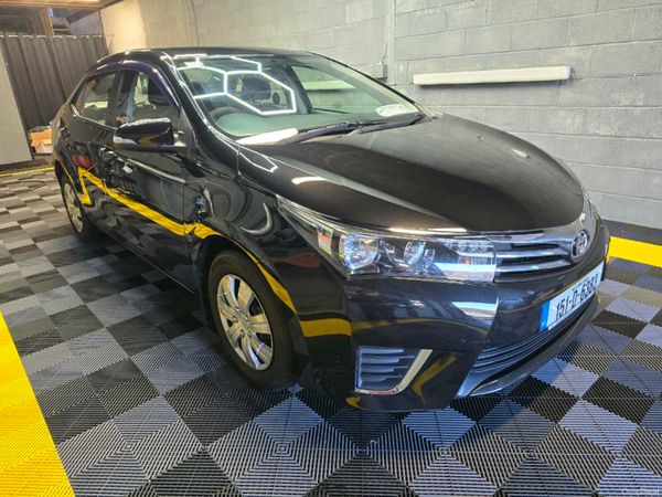 Toyota Corolla Saloon, Diesel, 2015, Black