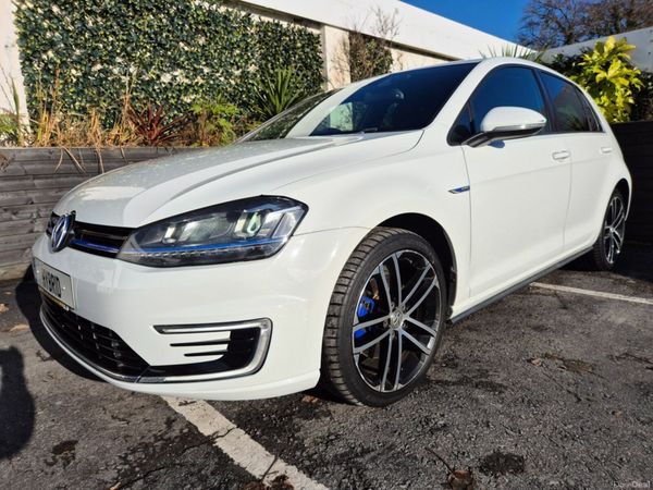 Volkswagen Golf Hatchback, Petrol Plug-in Hybrid, 2016, White