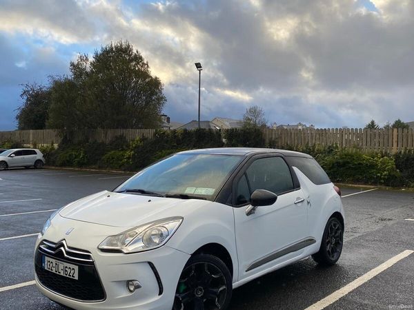 Citroen DS 3 Hatchback, Diesel, 2013, White