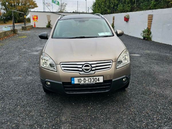 Nissan Qashqai+2 Hatchback, Diesel, 2010, Brown