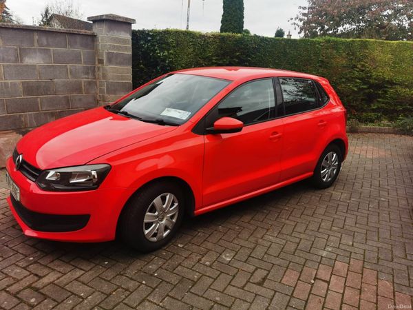 Volkswagen Polo Hatchback, Petrol, 2010, Red
