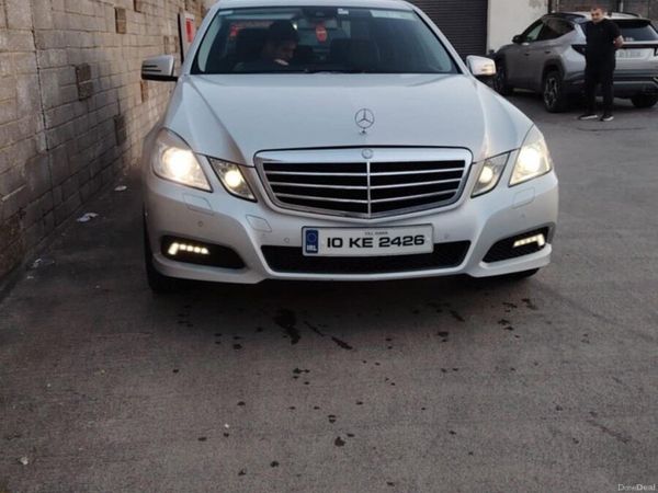 Mercedes-Benz E-Class Saloon, Diesel, 2010, Silver