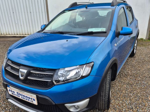 Dacia Sandero Stepway Hatchback, Petrol, 2015, Blue