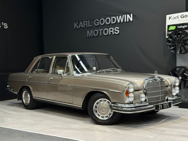 Mercedes-Benz 280 Saloon, Petrol, 1972, Beige