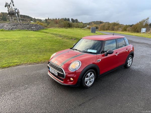 Mini One Estate/Jeep, Diesel, 2015, Red