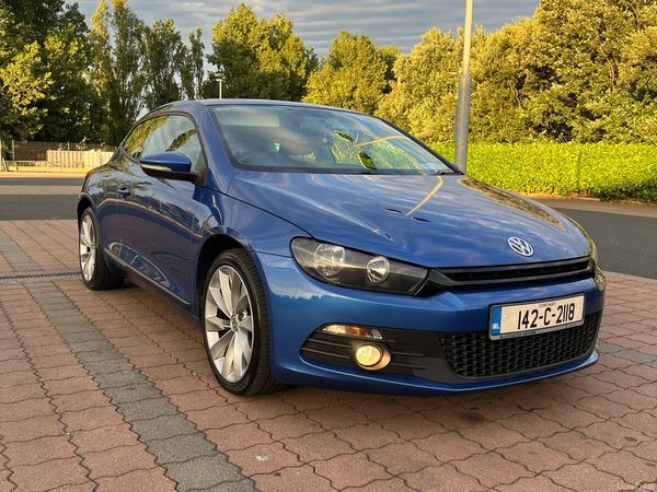 Volkswagen Scirocco Hatchback, Diesel, 2014, Blue