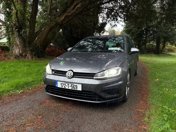 Volkswagen Golf Estate, Petrol, 2017, Grey