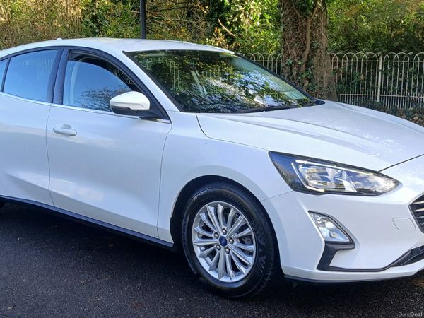 Ford Focus Hatchback, Petrol, 2020, White