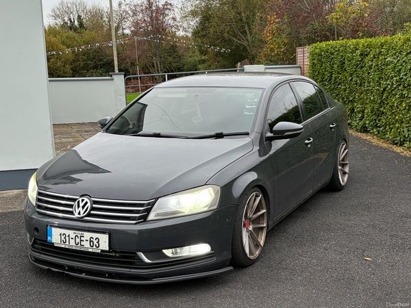 Volkswagen Passat Saloon, Diesel, 2013, Grey