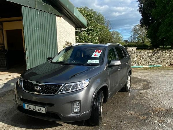 Kia Sorento SUV, Diesel, 2013, Silver