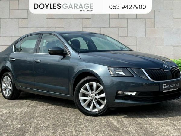 Skoda Octavia Saloon, Petrol, 2021, Grey