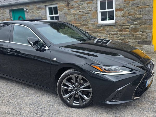 Lexus ES Saloon, Petrol Hybrid, 2021, Black