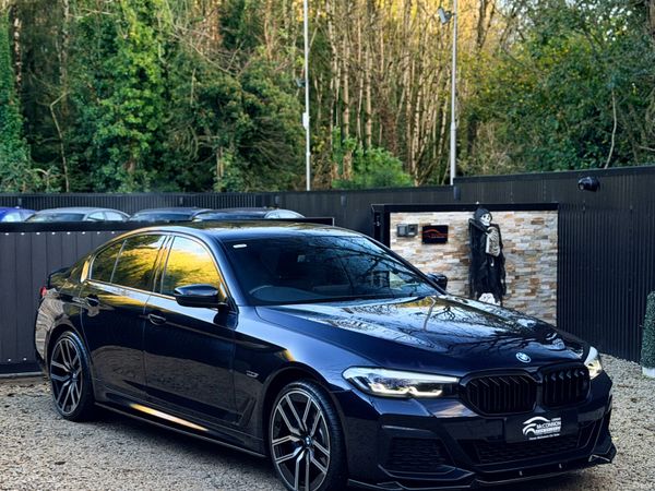 BMW 5-Series Saloon, Petrol Plug-in Hybrid, 2022, Black