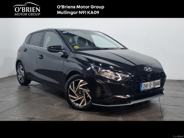 Hyundai i20 Hatchback, Petrol, 2024, Black