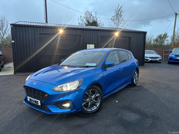 Ford Focus Hatchback, Petrol, 2020, Blue