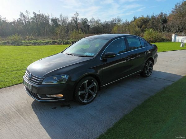 Volkswagen Passat Saloon, Diesel, 2014, Black