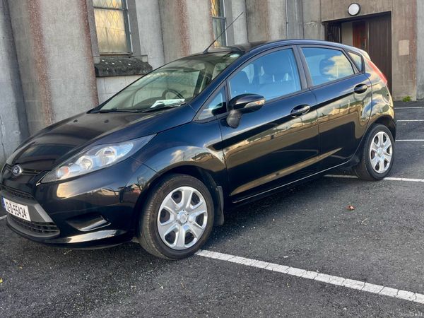 Ford Fiesta Hatchback, Petrol, 2012, Black