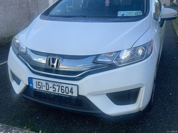 Honda Fit Hatchback, Petrol Hybrid, 2015, White