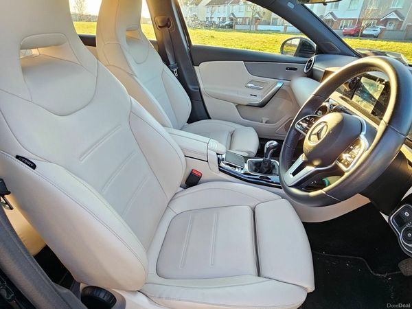 Mercedes-Benz A-Class Estate/Jeep, Petrol, 2019, Black