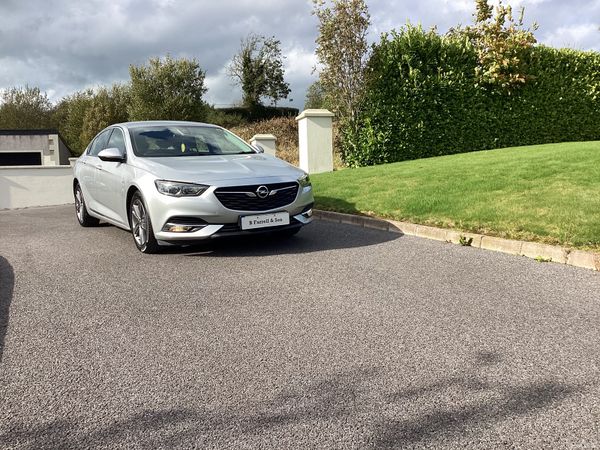 Opel Insignia Hatchback, Diesel, 2021, Grey