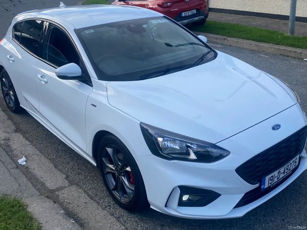 Ford Focus Hatchback, Petrol, 2019, White