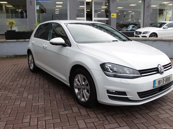 Volkswagen Golf Hatchback, Petrol, 2016, White