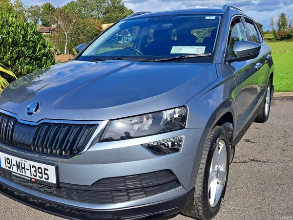 Skoda Karoq Estate/Jeep, Petrol, 2019, Grey