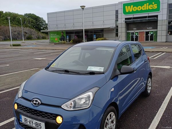 Hyundai i10 Hatchback, Petrol, 2018, Blue