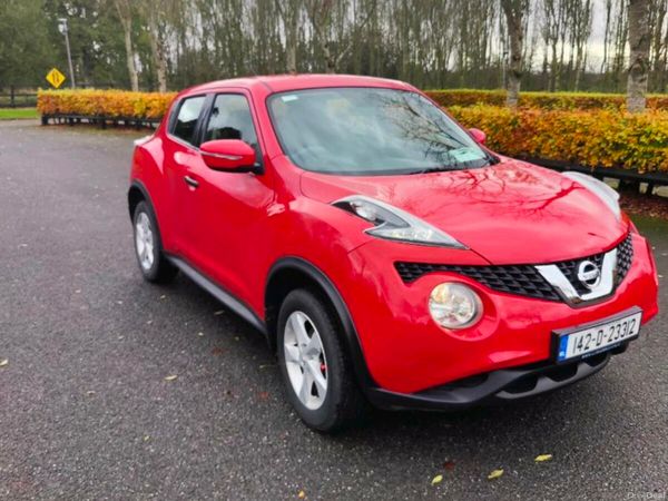 Nissan Juke SUV, Petrol, 2014, Red