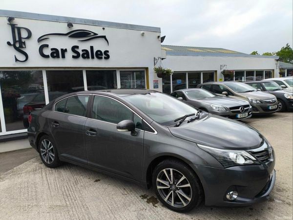 Toyota Avensis Saloon, Diesel, 2012, Grey