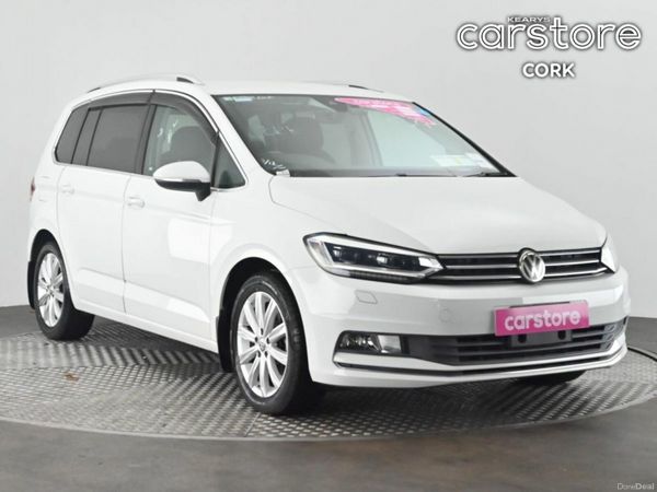 Volkswagen Touran MPV, Petrol, 2016, White