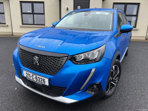 Peugeot 2008 MPV, Diesel, 2021, Blue