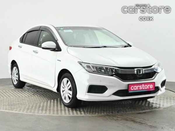 Honda Grace Saloon, Petrol Hybrid, 2019, White