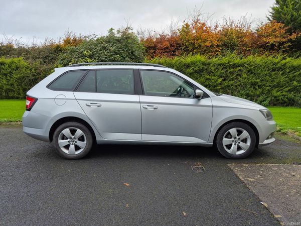 Skoda Fabia Estate, Diesel, 2018, Silver