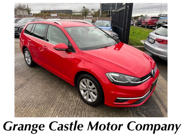 Volkswagen Golf Estate, Petrol, 2017, Red