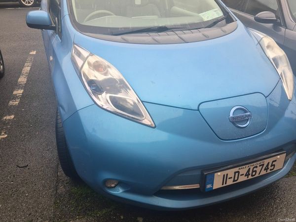 Nissan Leaf Hatchback, Electric, 2011, Blue