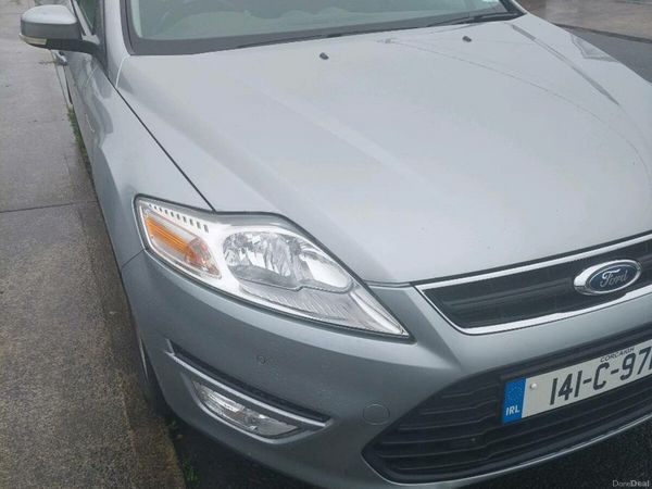 Ford Mondeo Saloon, Diesel, 2014, Grey
