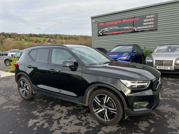 Volvo XC40 SUV, Petrol Hybrid, 2021, Black
