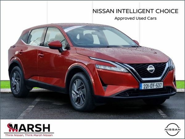 Nissan Qashqai MPV, Petrol, 2022, Red
