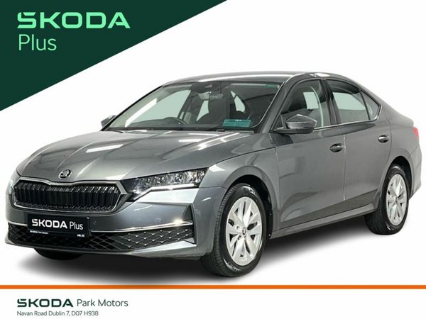 Skoda Octavia Saloon, Petrol, 2025, Grey
