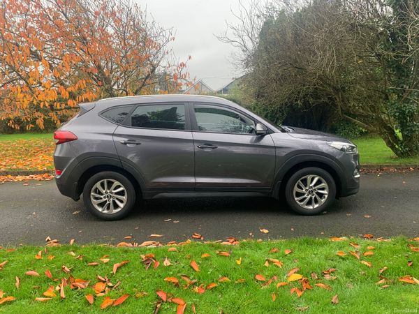 Hyundai Tucson SUV, Diesel, 2016, Grey