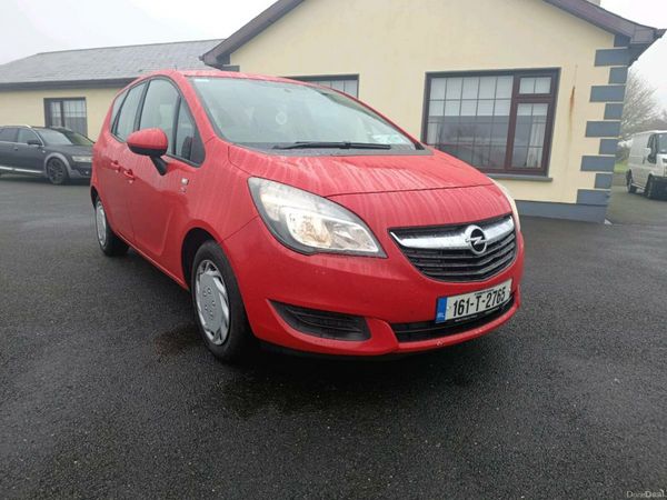 Opel Meriva MPV, Petrol, 2016, Red