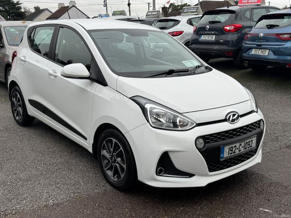 Hyundai i10 Hatchback, Petrol, 2019, White